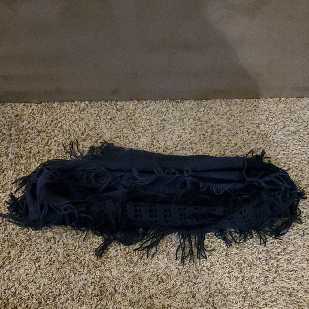 Infinity Scraf - Picture 2 of 2